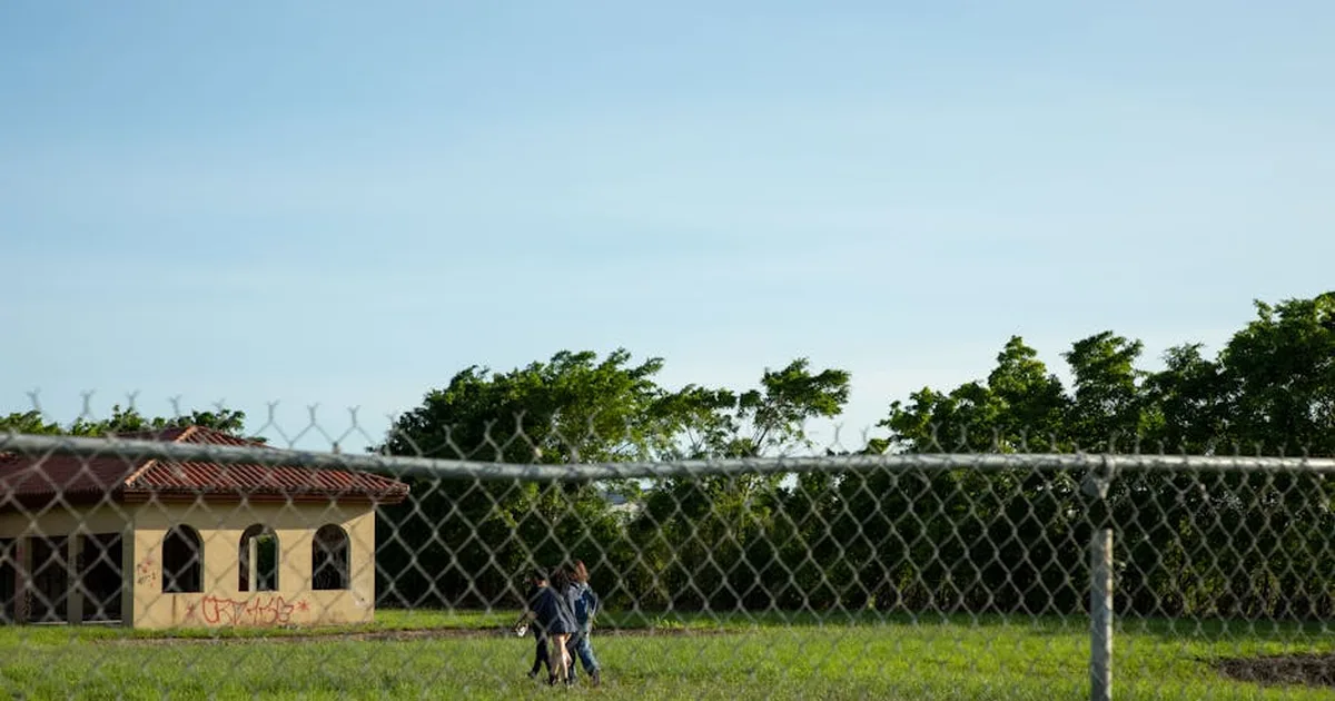 Corte de verba federal fecha lar infantil religioso na Flórida