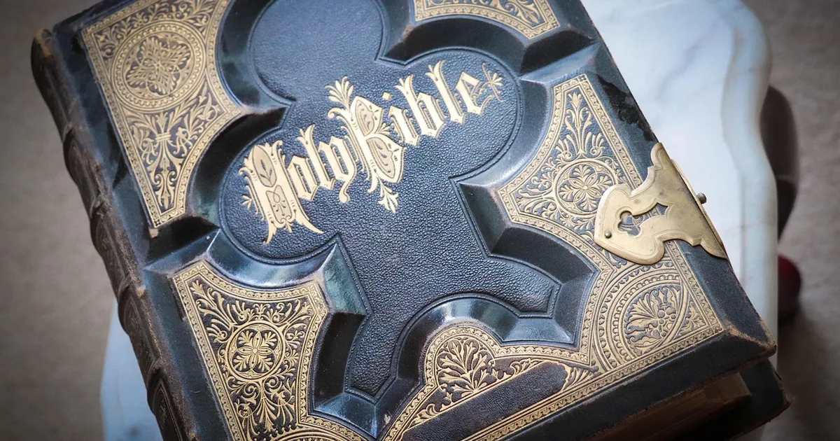 La Famille à la Lumière des Écritures : Fondements Bibliques pour le Foyer Chrétien