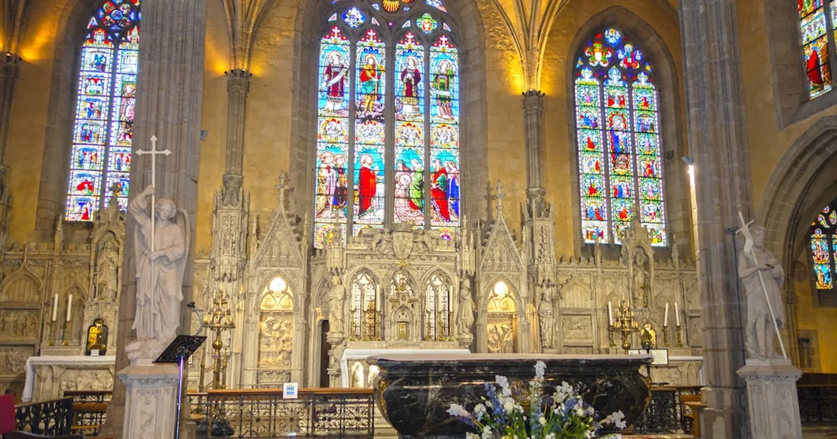 San Mamerto de Vienne: el obispo que aprendió a ceder por amor a la unidad