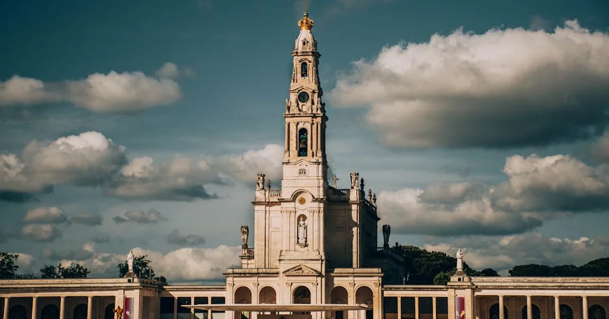 L’appello di Maria a Fatima: un messaggio di speranza per il mondo di oggi