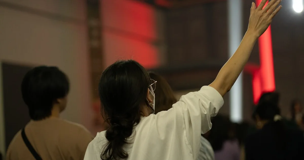 O Espírito Santo: O Vínculo Invisível que Une a Igreja