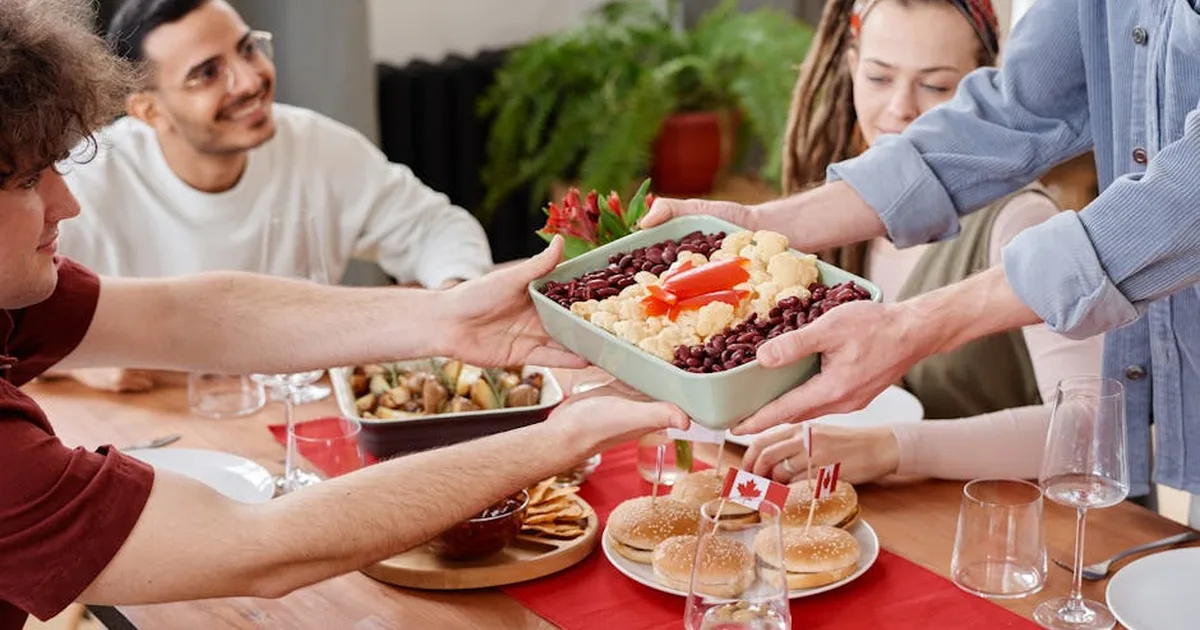 Brücken Bauen am Gemeinschaftstisch des Lebens: Ein Christlicher Aufruf zur Nächstenliebe