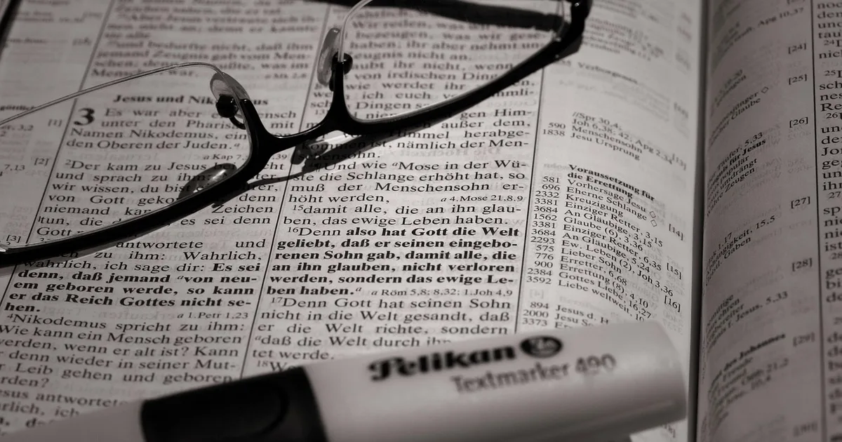 Bible Verse About Friendship: 5 Scriptures That Show God's Love Through Friends