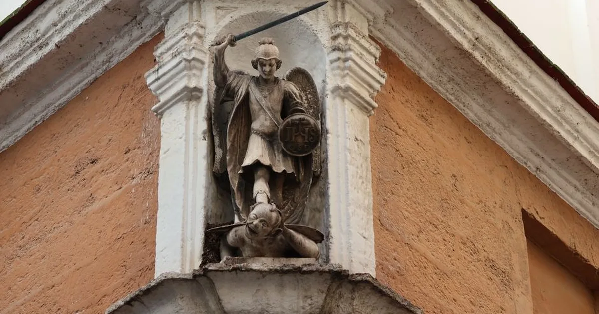 Prayer to Archangel Michael: A Shield of Divine Protection