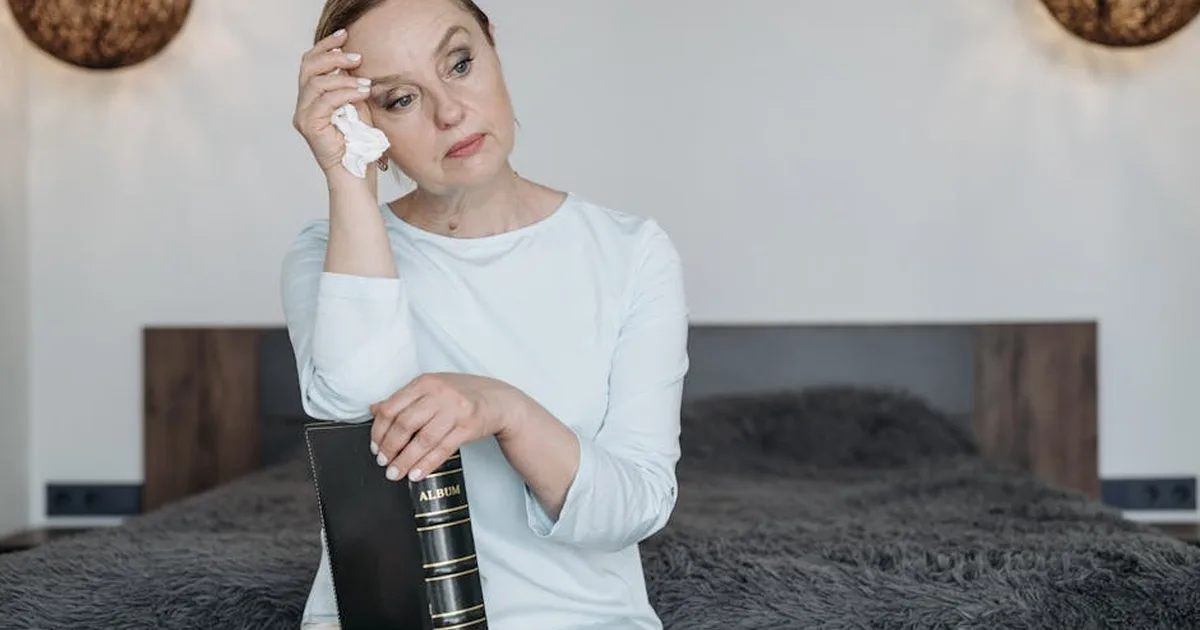 La paz que nace cuando Dios guarda silencio: Aprendiendo a vivir con tristeza y contentamiento