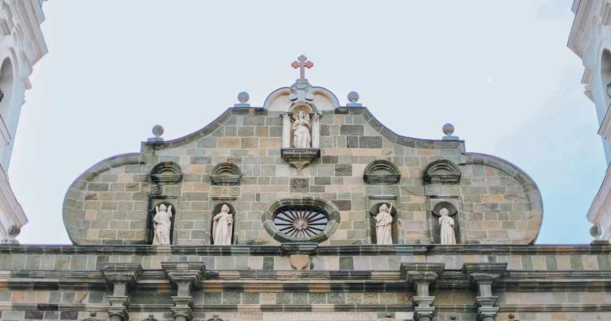 Annaba recibe al Papa León XIV: Un viaje espiritual a las raíces de San Agustín