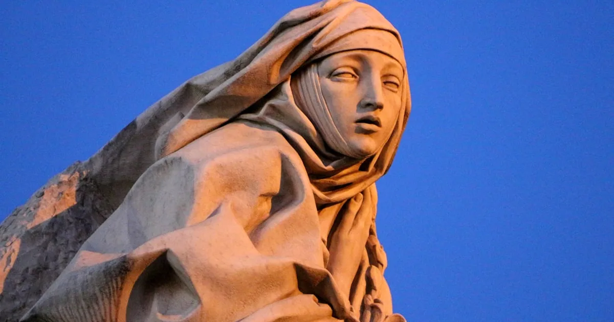 María: El Valor de Decir 'Sí' a Dios en Tiempos de Incertidumbre