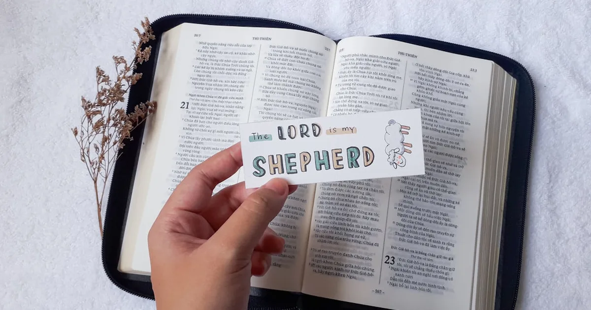 Your Daily Psalm: A Gentle Guide for Morning Prayer