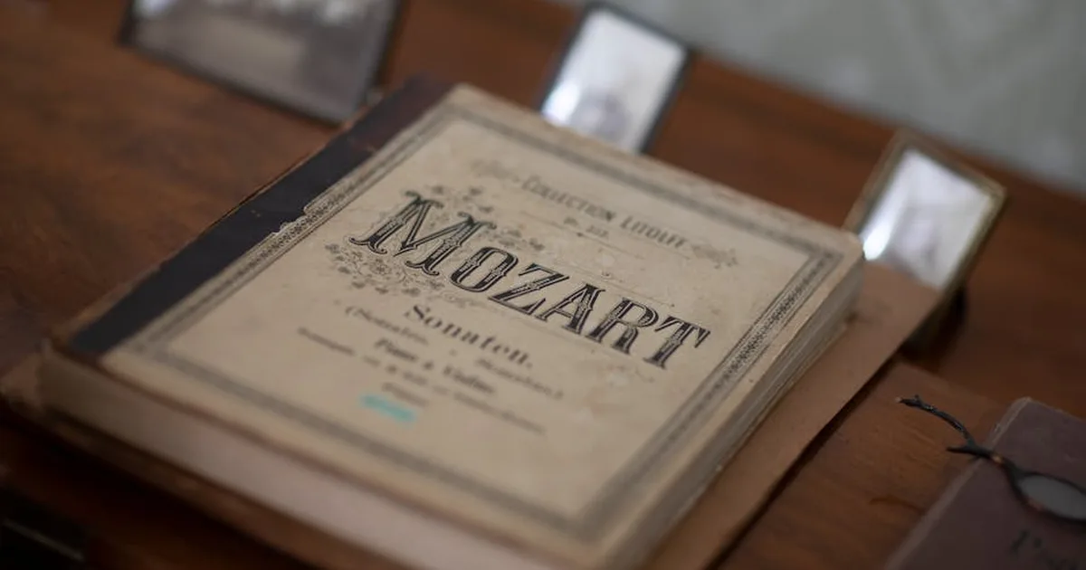 Die heilende Kraft der Musik: Eine Begegnung mit Mozart und dem Glauben