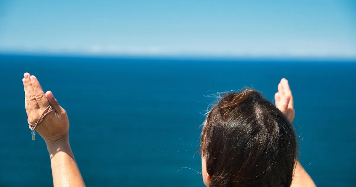 Mulheres na fé: o que a Bíblia ensina sobre seu papel e valor