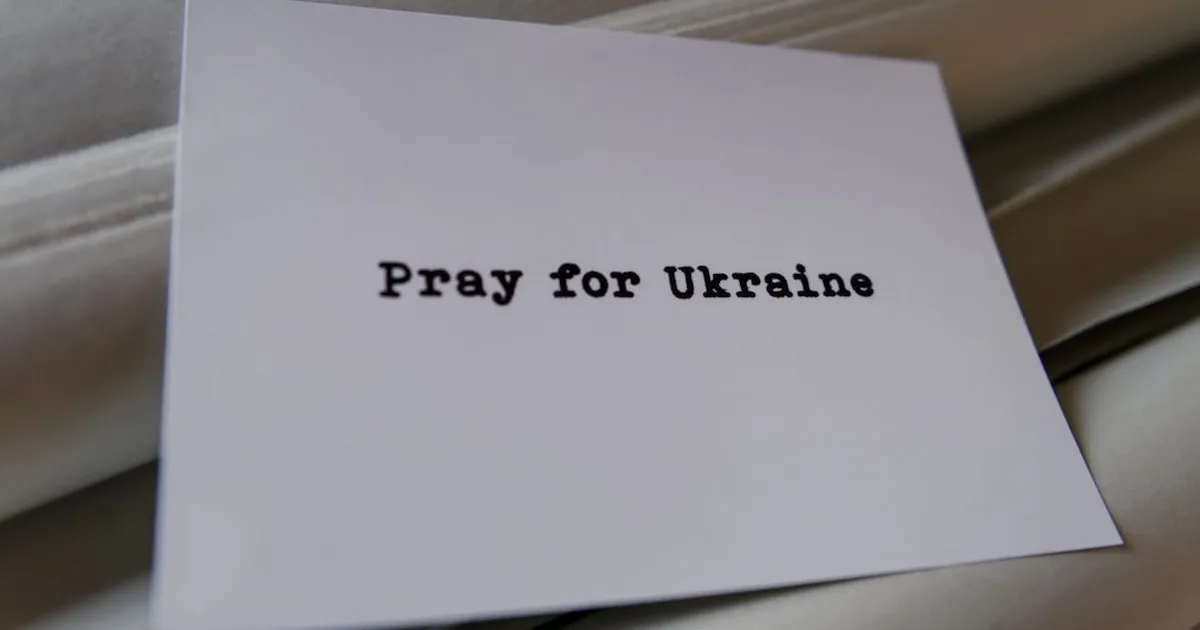 Finding Light in Dark Times: The Healing Power of Prayer for the Seriously Ill