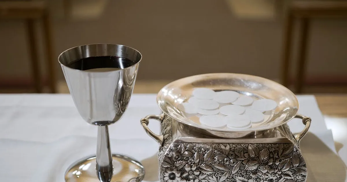Seeing God's Glory in Everyday Moments: Lessons from Jesus' First Miracle