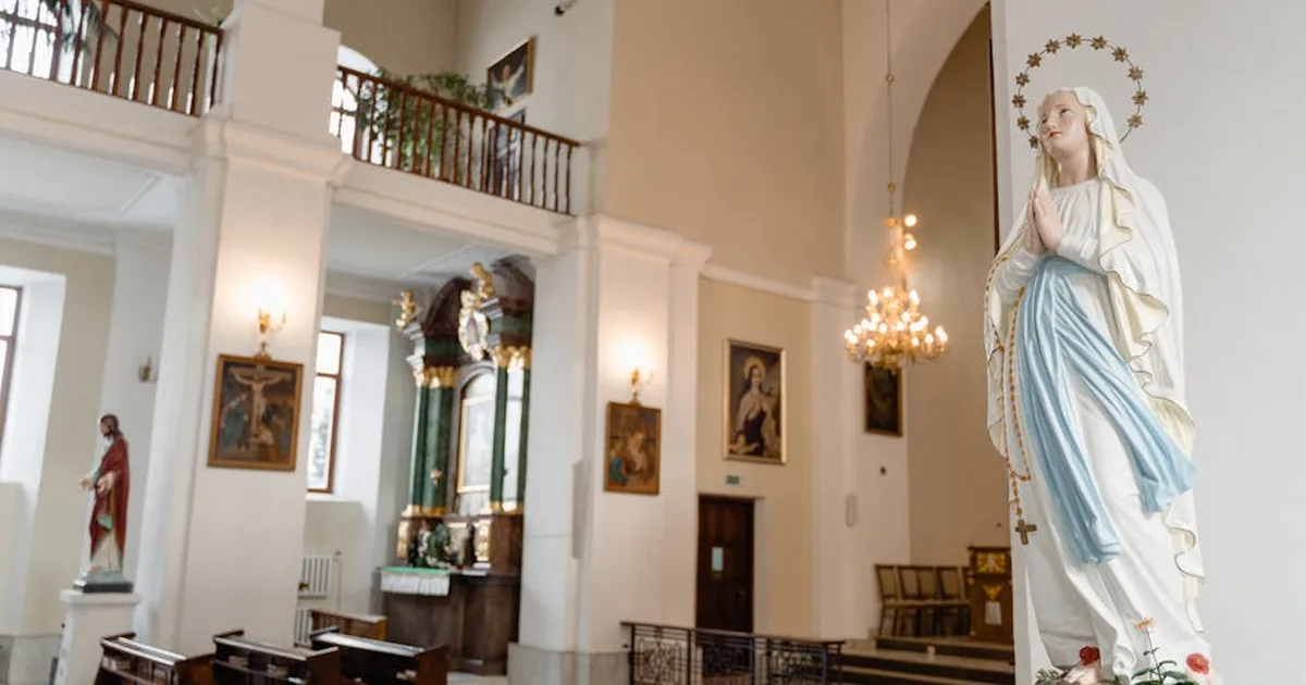 Consagrar un país a la Virgen María: ¿qué significa y por qué se hace?