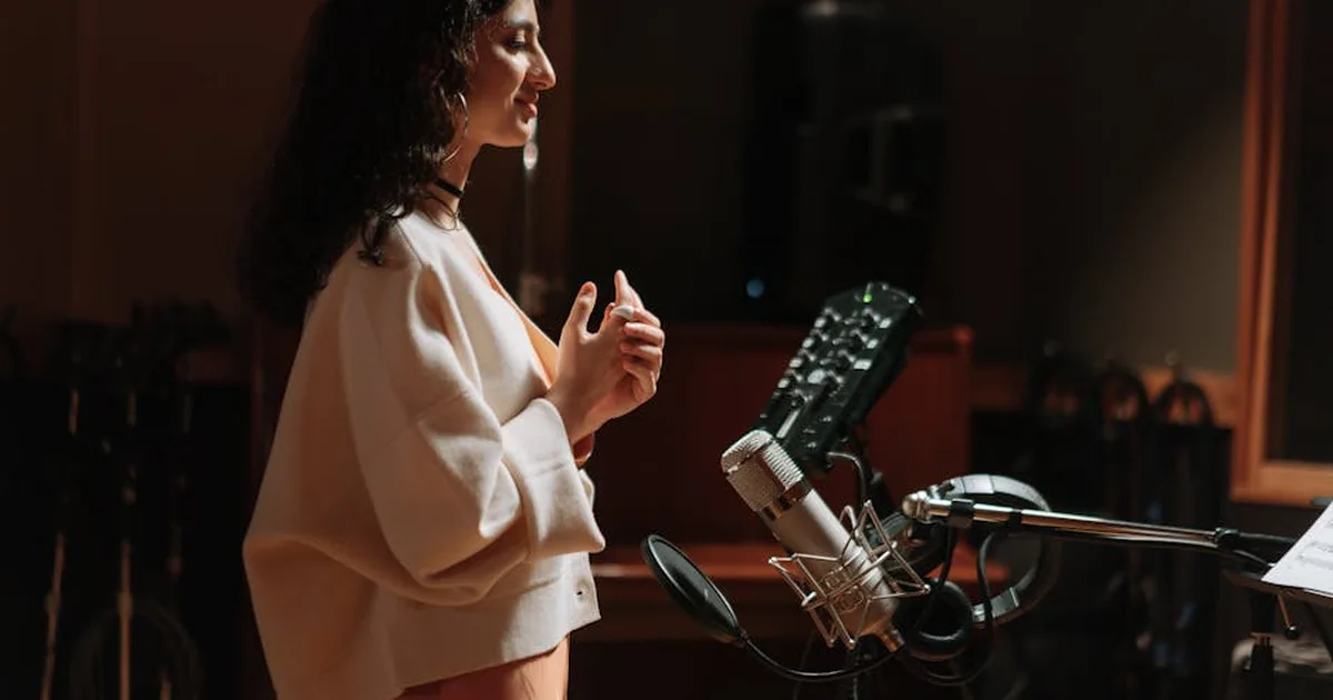 Lis Avancini estrena canción pop cristiana: Una fe que supera toda lógica