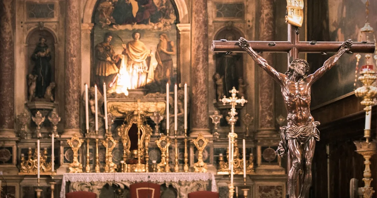 Between Open Doors and Ancient Paths: Tensions Shaping Today's Church
