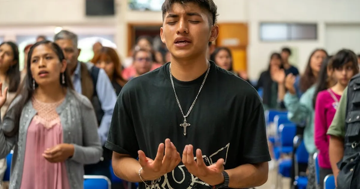 Finding Spiritual Anchorage: How Prayer Sustains Christians Through Turbulent Times