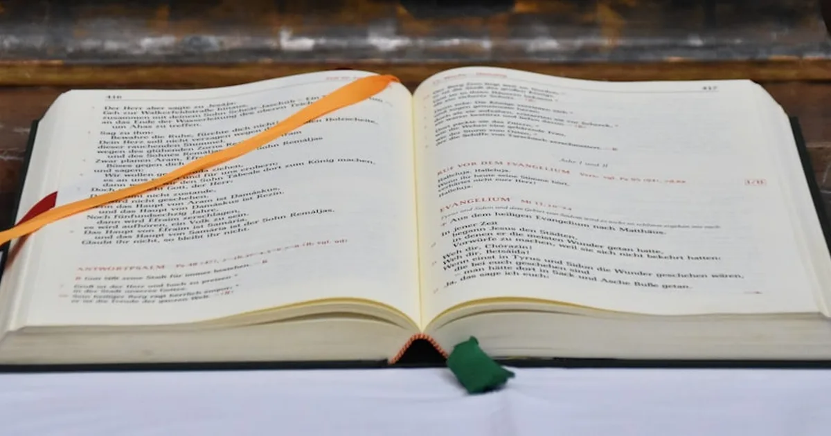 Liturgia das Horas para Iniciantes: Como Rezar o Ofício Divino