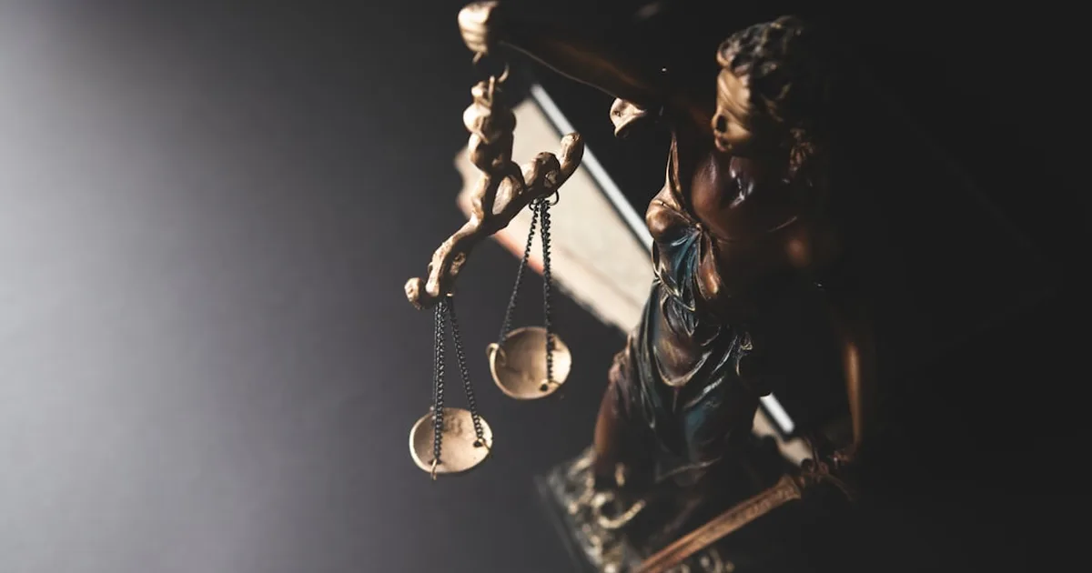 L'ombra della corruzione: una riflessione sulla giustizia e la misericordia