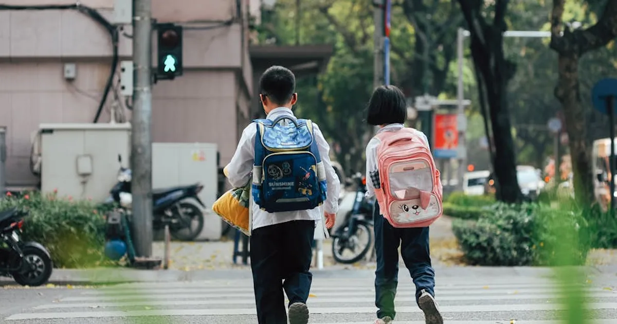 Ciudades que abrazan a los niños: el sueño de calles seguras para las nuevas generaciones