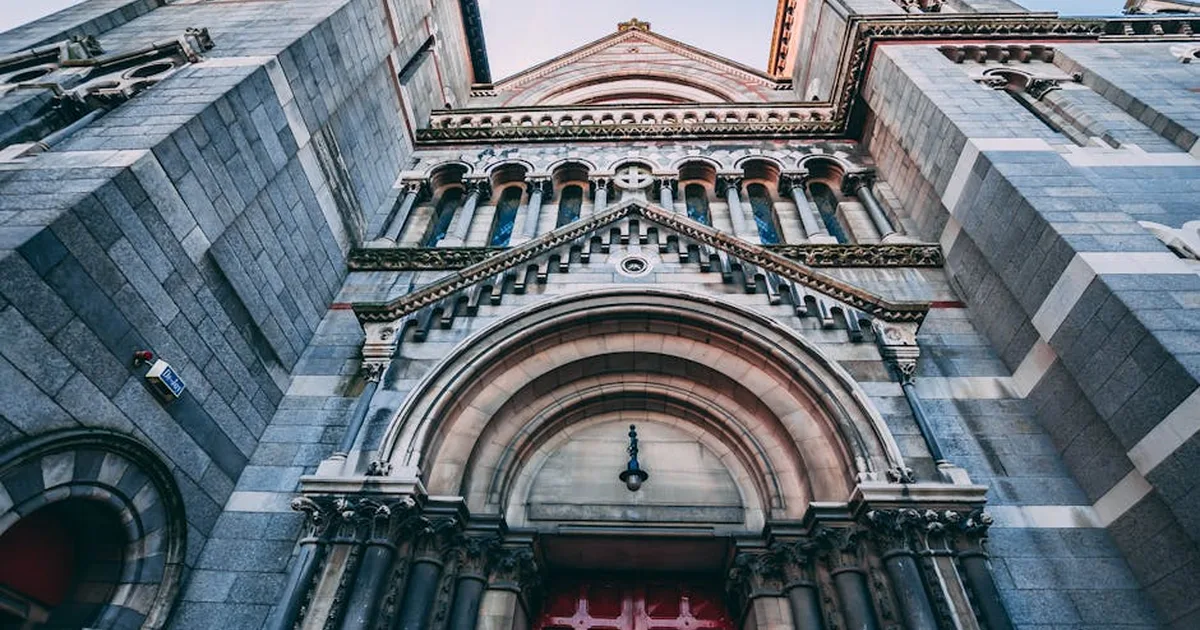 Diocese de Derry pode desaparecer? Bispo reflete sobre futuro incerto