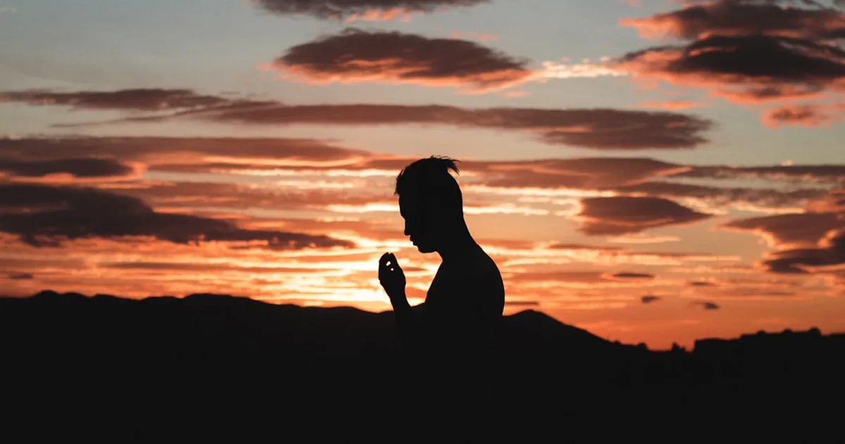 Descanso en la Tormenta: Una Oración Cristiana para la Ansiedad