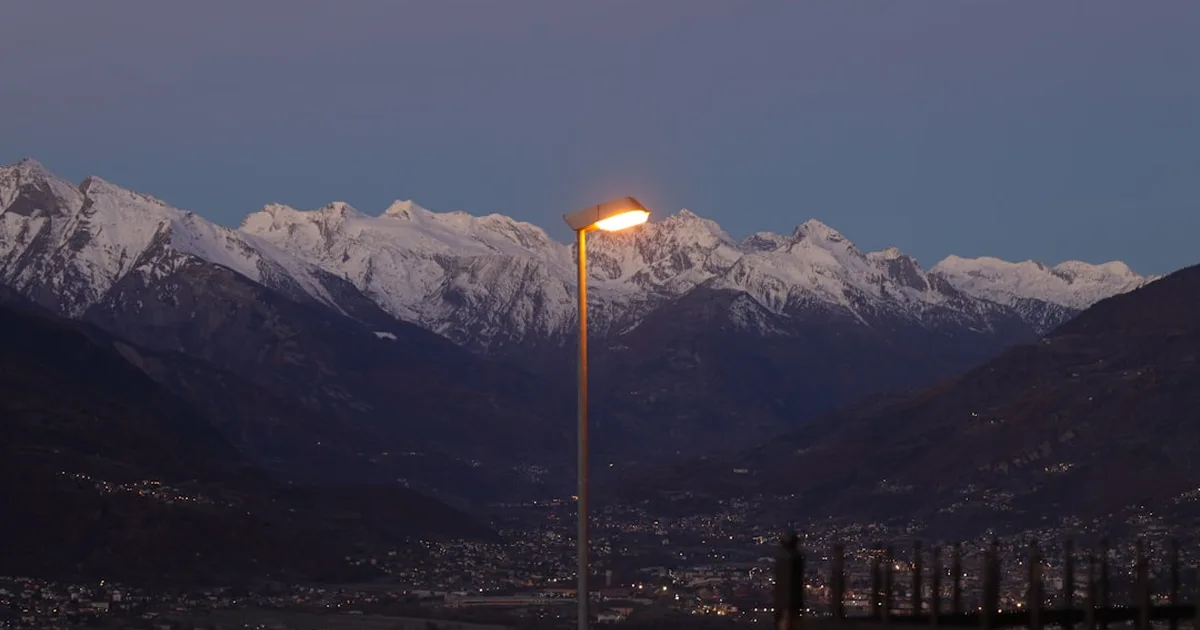 Frontières Fraternelles : Quand les Limites Deviennent des Lieux de Partage