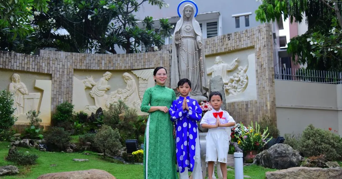 Hail Mary Prayer: A Shelter of Faith and Comfort