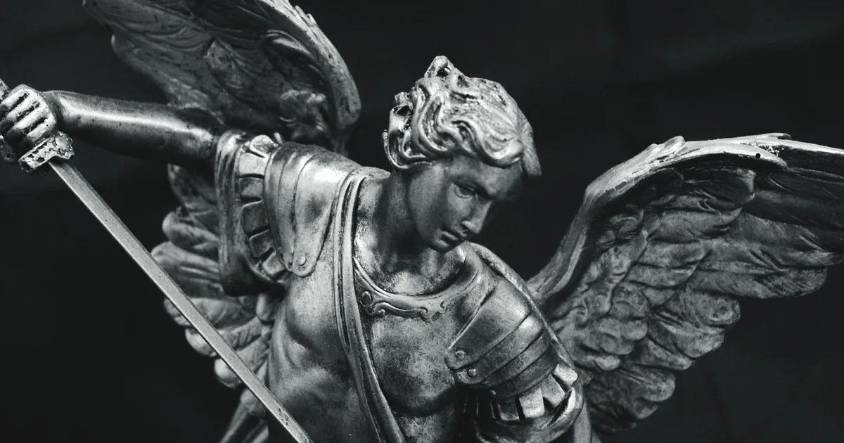 La Poderosa Oración del Arcángel Miguel para tu Protección