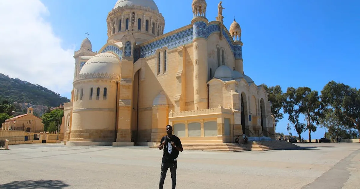La visite pastorale du pape Léon XIV en Algérie : un appel à la liberté religieuse