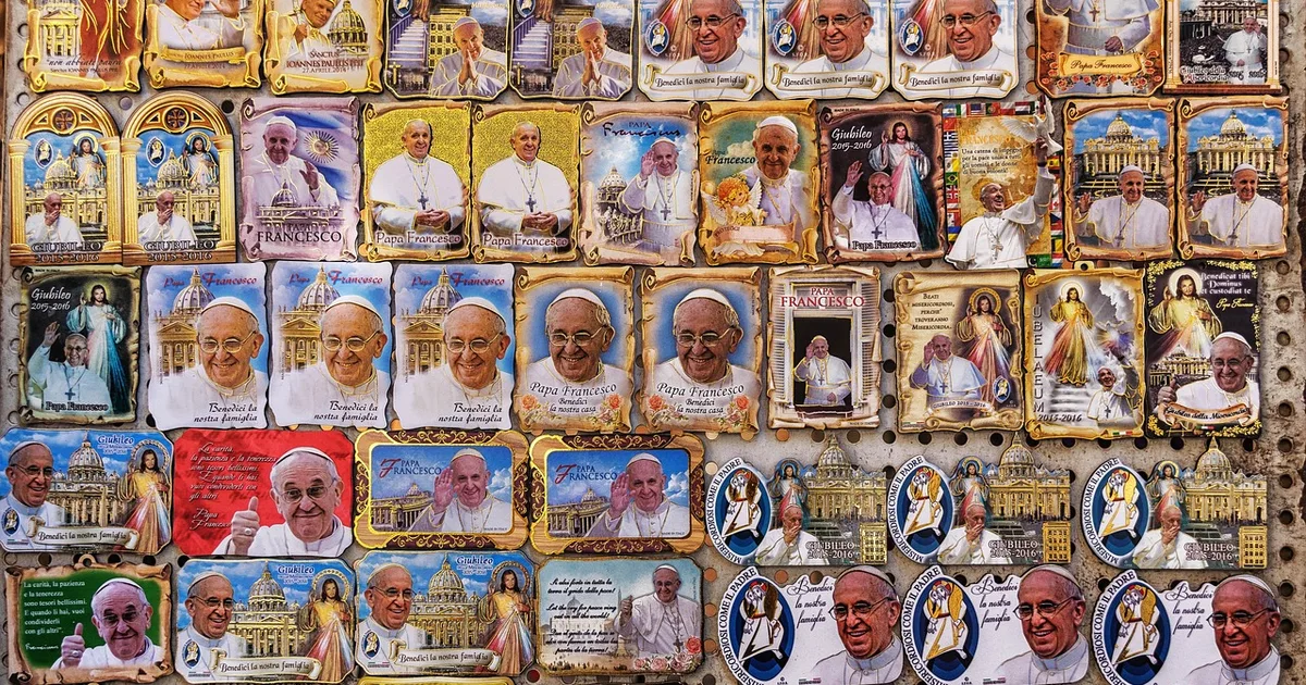 Il Pontificato di Francesco: Un'eredità di Misericordia e il Futuro con Leone XIV