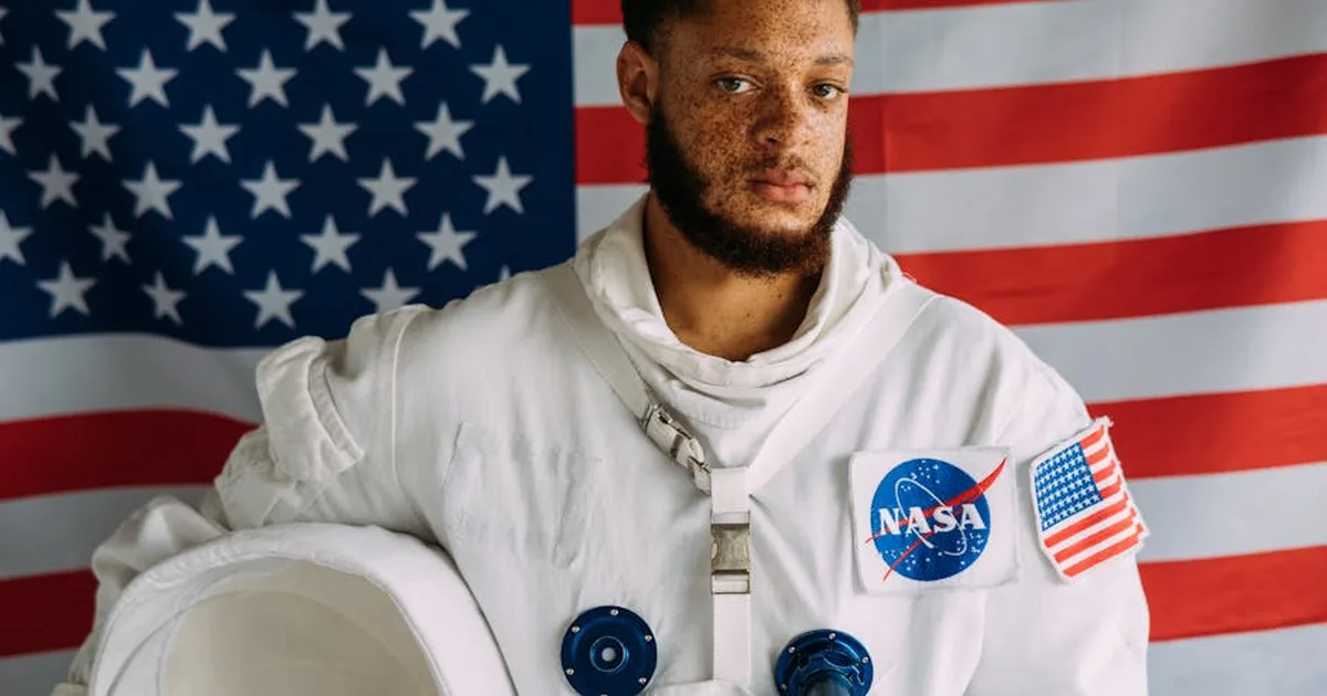 Un astronauta de la NASA revela su encuentro con Dios en el espacio profundo