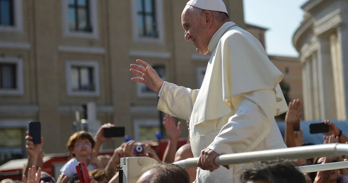 Un Nuevo Capítulo en el Papado: El Liderazgo de León XIV y la Unidad Cristiana