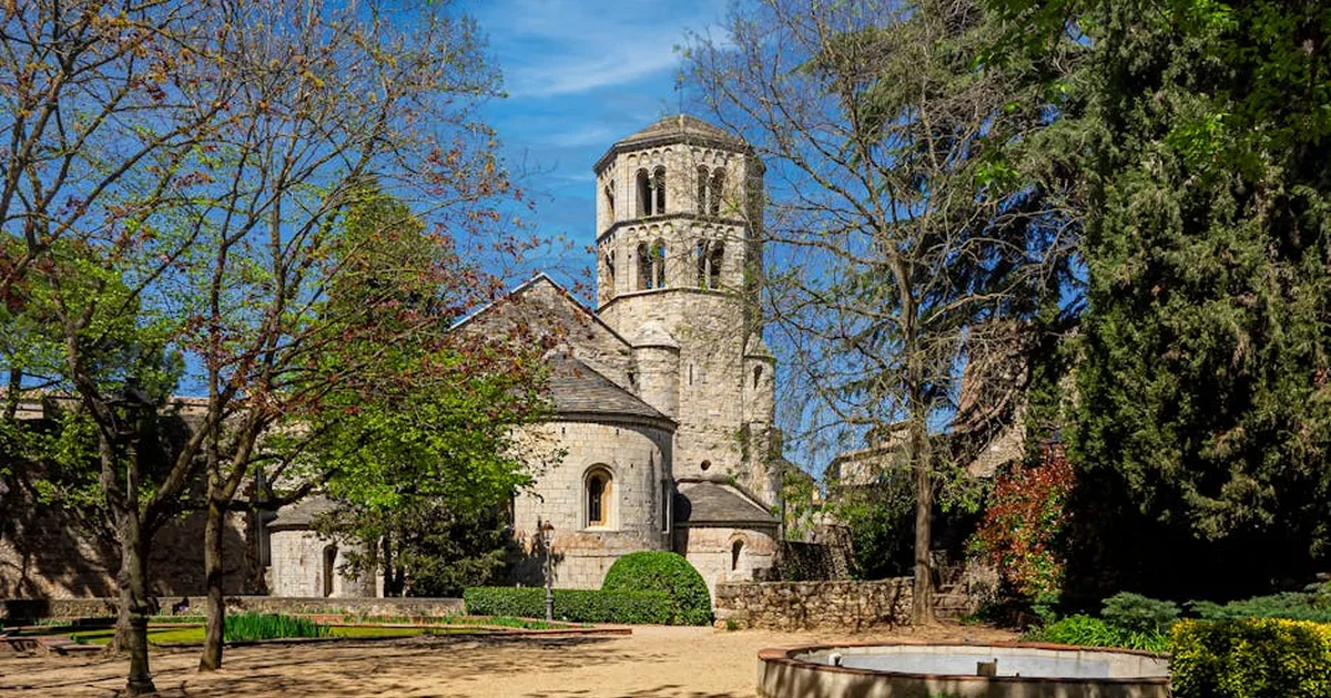 San Anselmo de Canterbury: La armonía entre fe y razón en nuestro camino hacia Dios