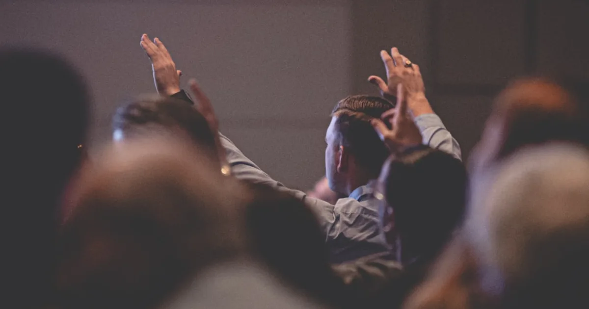 8 Life-Changing Blessings for Those Who Honor God