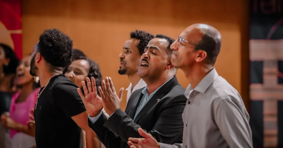 Navigating Change in Christian Communities: Leadership and Values in Transitional Times