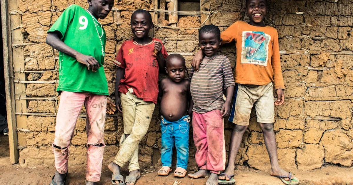 Papa Leone XIV in Camerun: Un Messaggio di Speranza per i Più Fragili