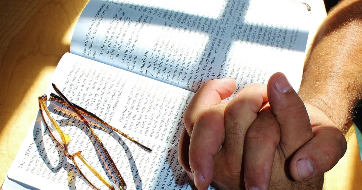 Prayer: An Intimate Conversation with God to Deepen Your Faith