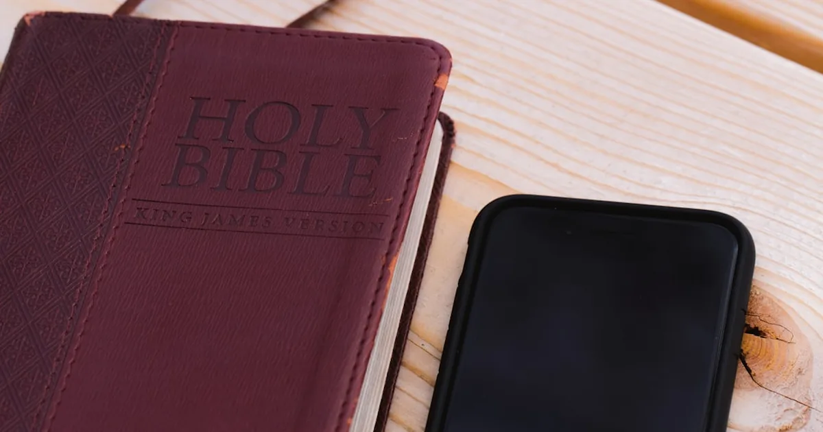 Digital Words That Heal or Harm: A Christian's Calling in Online Communication