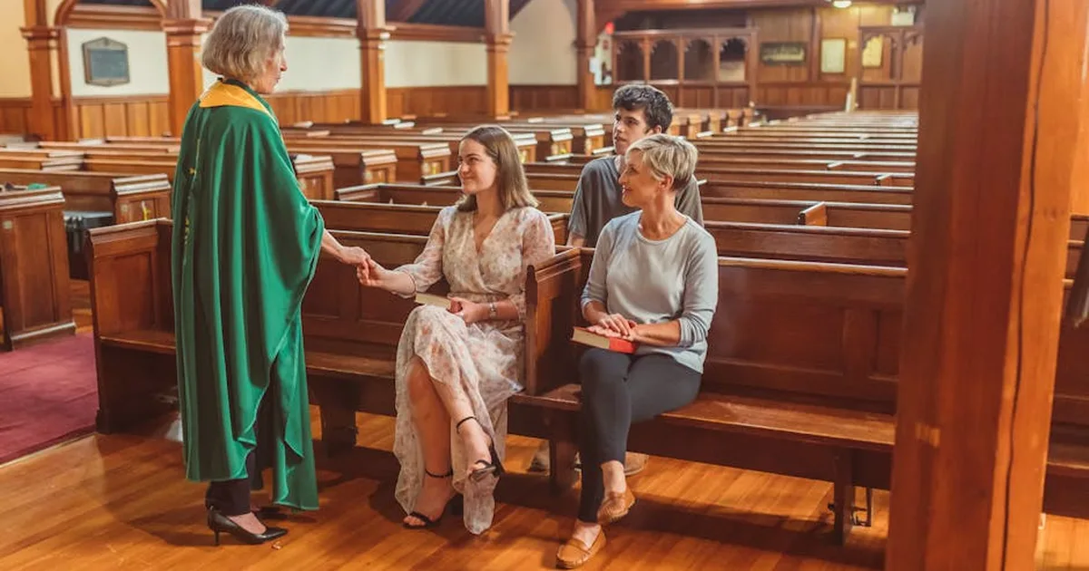Navigating Faith: How Young Christians Discover Their Path in Contemporary Society