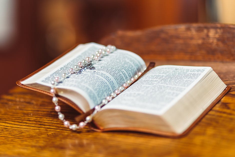 Warum ist Kirchgang essentiell? Biblische Grundlagen