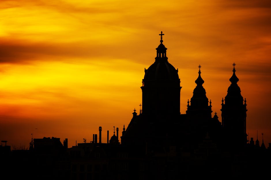 La Collegialità Episcopale nell'Ecclesiologia Postconciliare