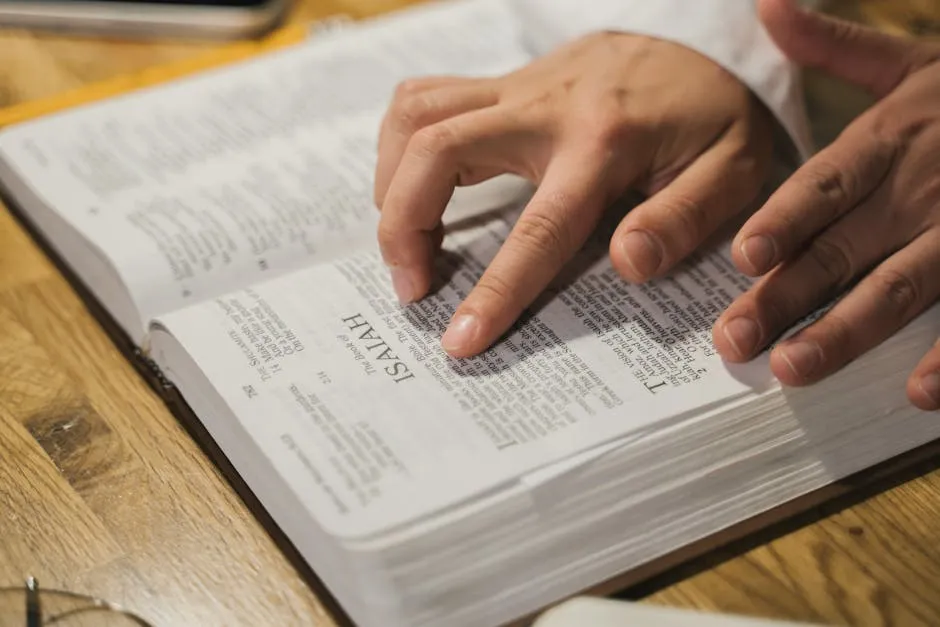 León XIV invita a leer la Biblia, “medicina reconfortante en los momentos de debilidad”