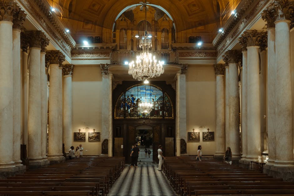 Pentecostés: El Nacimiento de la Iglesia por el Fuego del Espíritu