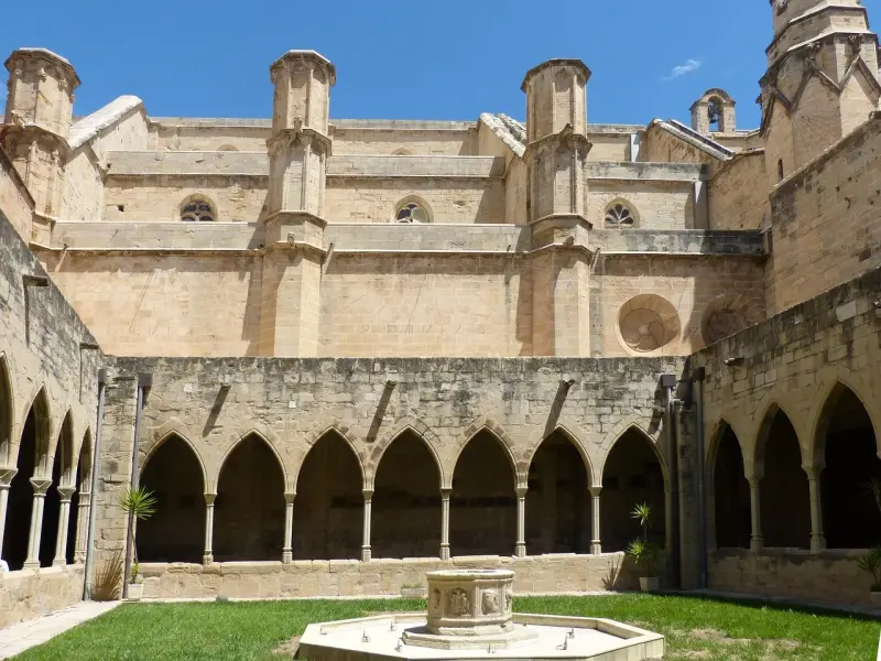 La catedral de Tortosa: joya del gótico catalán junto al Ebro