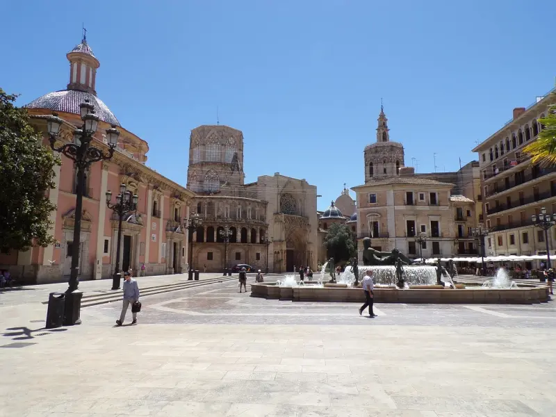 La catedral de Ibiza: gótico catalán sobre la acrópolis mediterránea