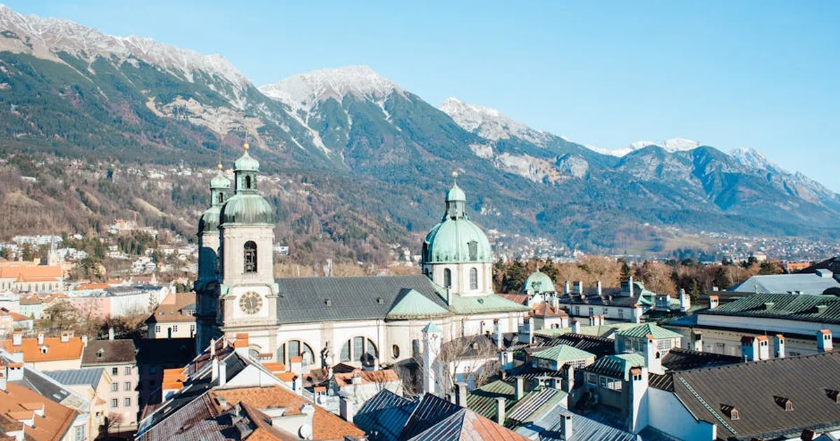Graffiti at Innsbruck Cathedral: A Chance to Reflect on Christian Art and Community