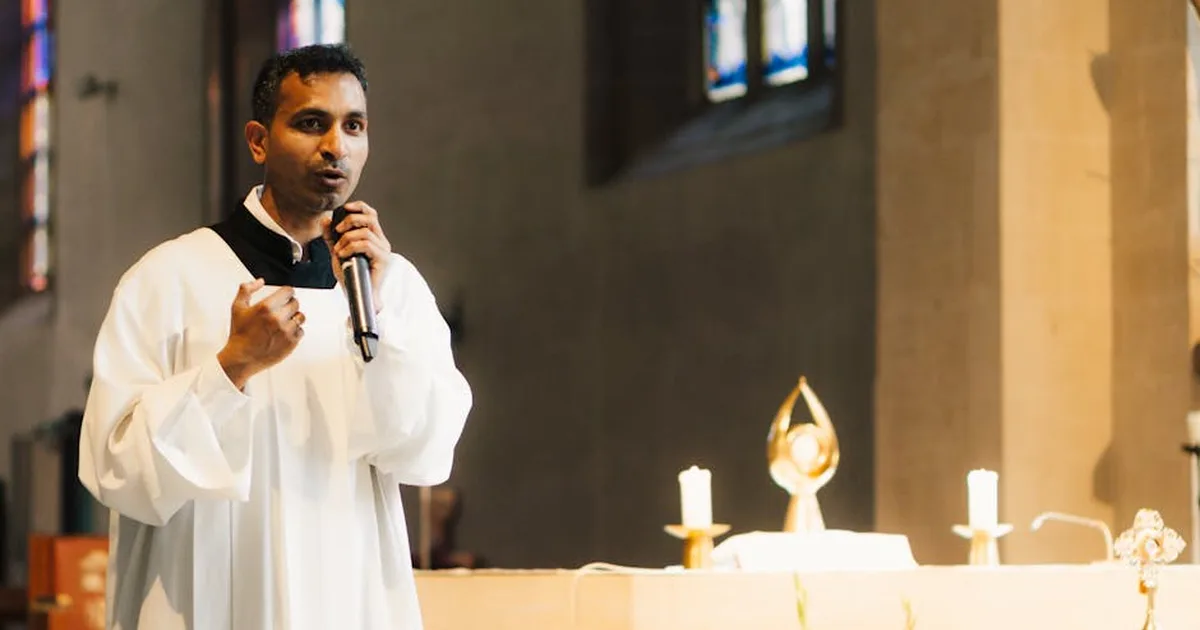 Navigating Leadership Changes: A Christian Perspective on Faithful Transitions