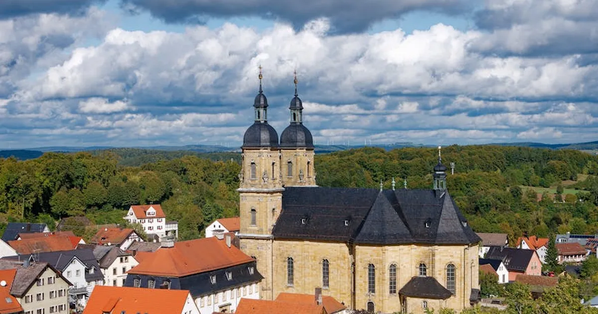 Gemeinschaft und Glaube: Wie Kirchenfeste das christliche Miteinander stärken