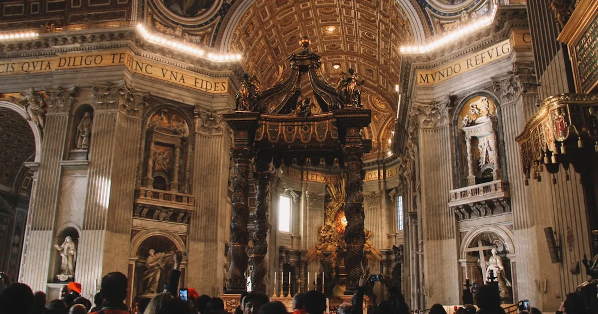 Un encuentro que hace historia: La arzobisposa anglicana se reúne con el Papa León XIV en busca de unidad