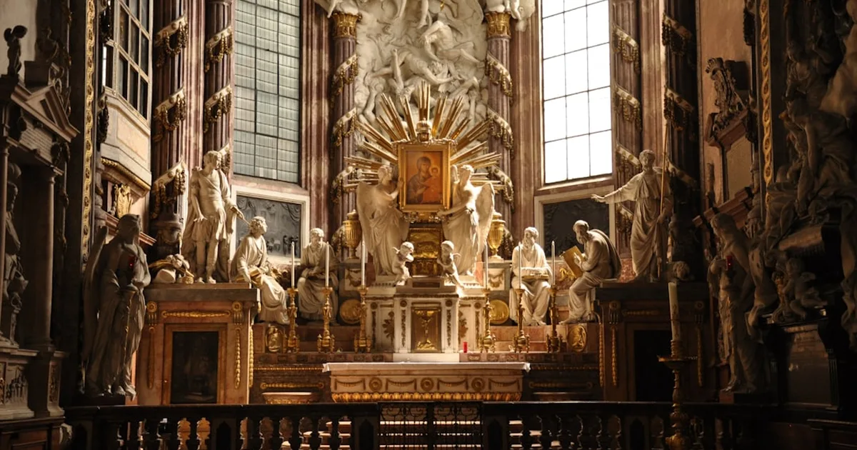 Saint Benoît : guide spirituel et protecteur contre le mal